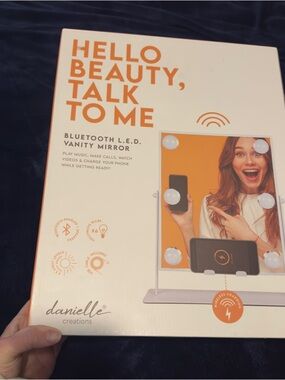 White LED Bluetooth Makeup Mirror with Phone Stand